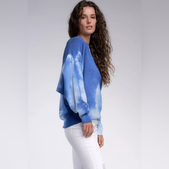 Elan Women’s OSFM Blue/White Tie-Dye Cotton Balloon Sleeved Sweater - EUC! - Picture 3 of 12